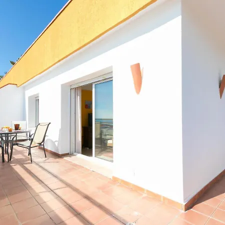 Center-16 By Interhome *